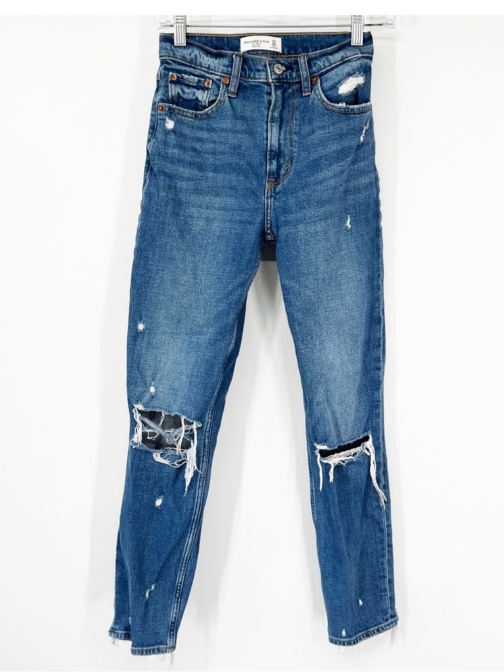 Abercrombie & Fitch The Mom Jeans High Rise Distressed LONG
